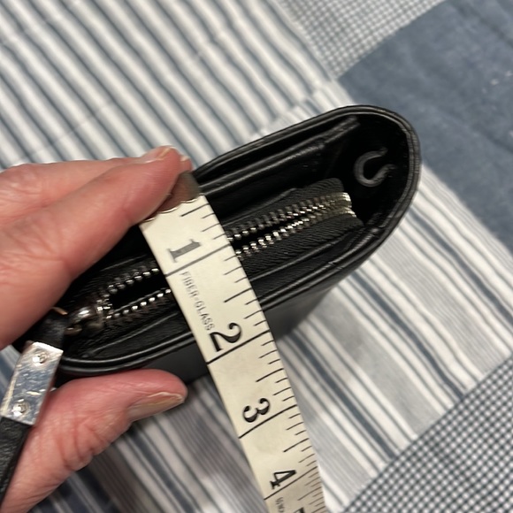 😍3 for $20 Vera wang wallet - Picture 10 of 11